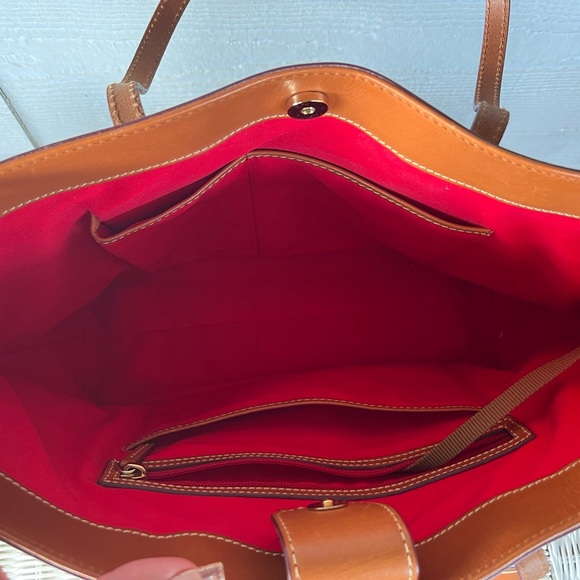 🦆Dooney and Bourke 🦆 - Picture 8 of 10